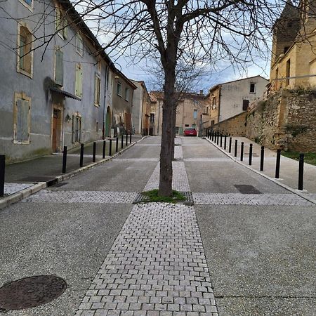 T2 Centre Village "Chez Clothilde" Remoulins Εξωτερικό φωτογραφία